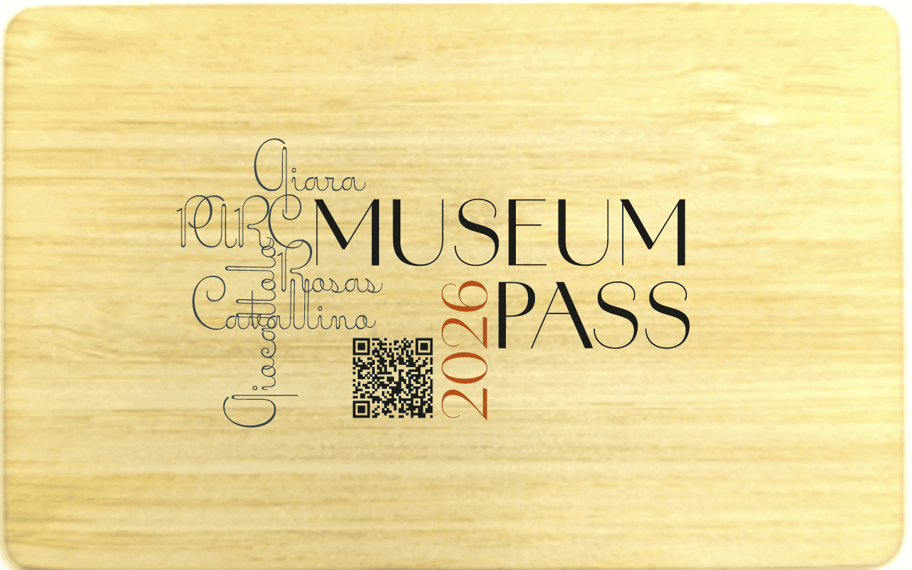 La Museum Pass è una carta nominativa che consente al titolare di accedere a una serie di benefici, riduzioni e servizi presso le strutture culturali gestite dalla Giunone Società Cooperativa e sulle attività educative e campus organizzati dalla stessa.